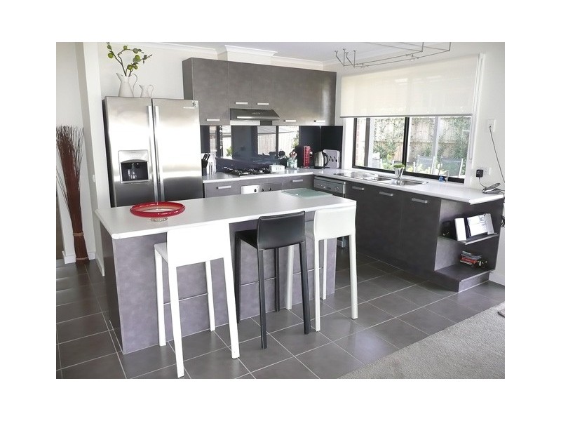 18 Lawn Avenue, Traralgon VIC 3844