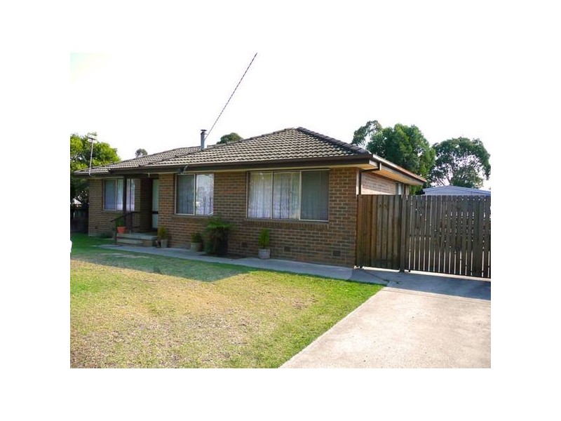 33 Sparks Lane, Toongabbie VIC 3856