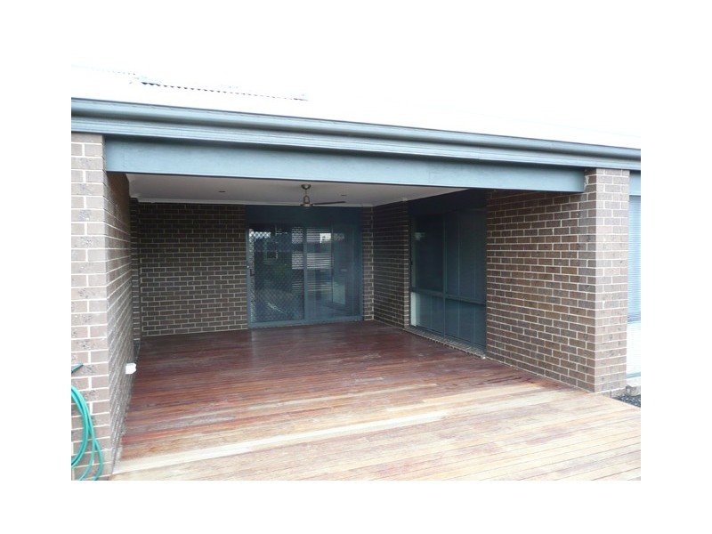 28 Oak Avenue, Traralgon VIC 3844