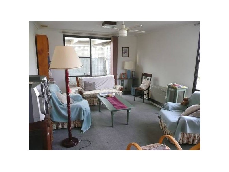 13 Beattie Crescent, Morwell VIC 3840