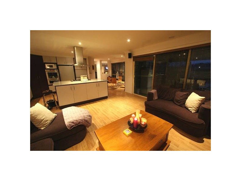 17 Woodhall Close, Traralgon VIC 3844