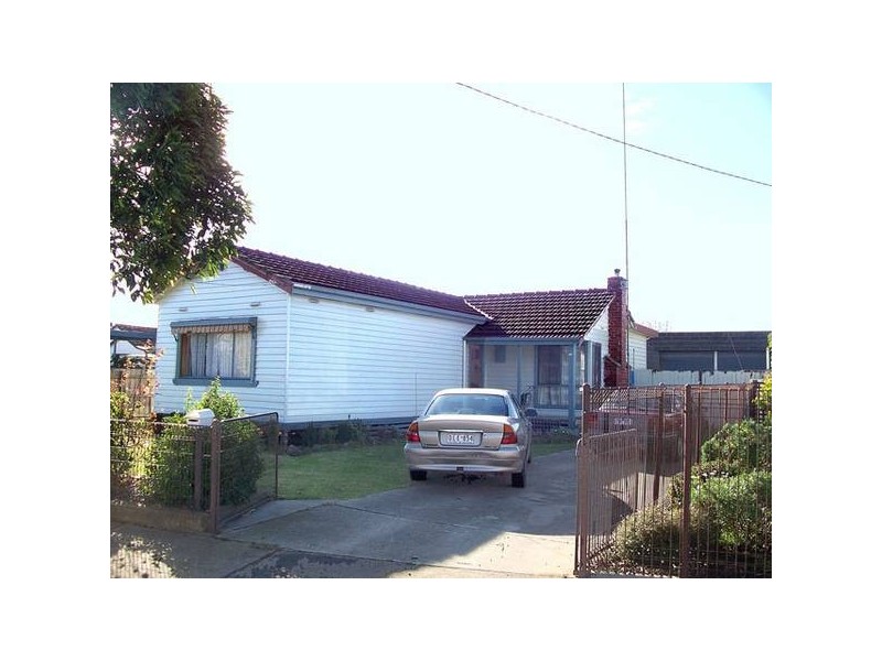 18 Webb Street, Traralgon VIC 3844