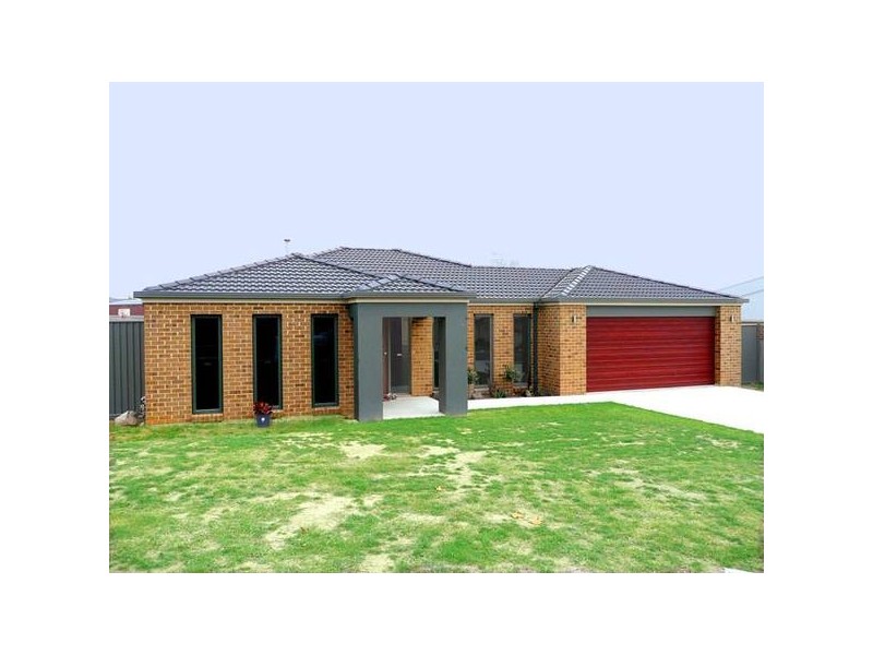 21 Ellavale Drive, Traralgon VIC 3844
