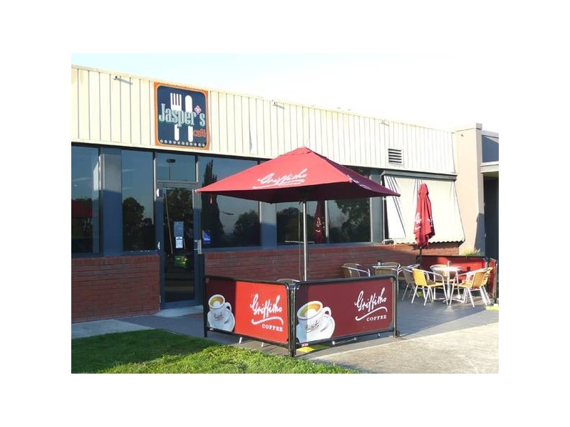Ollerton Avenue, Moe VIC 3825