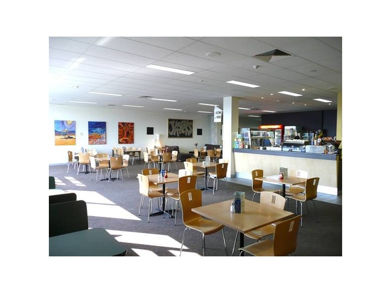 Ollerton Avenue, Moe VIC 3825