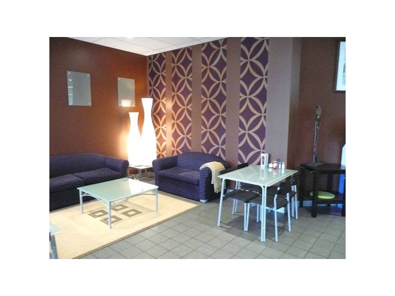 Ollerton Avenue, Moe VIC 3825