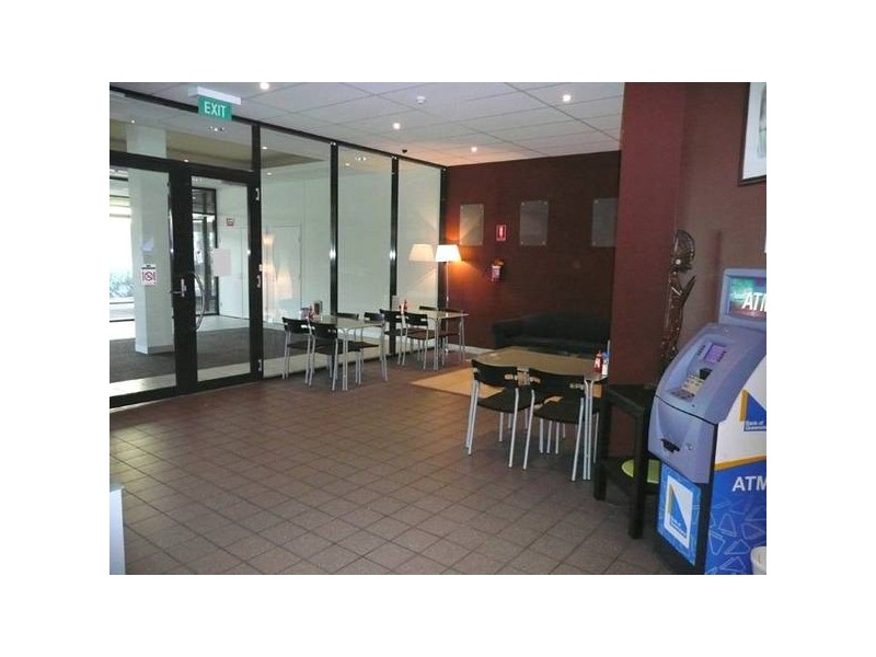 Ollerton Avenue, Moe VIC 3825