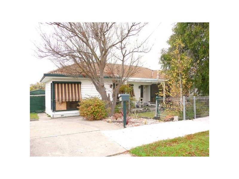 24 Hyde Park Road, Traralgon VIC 3844