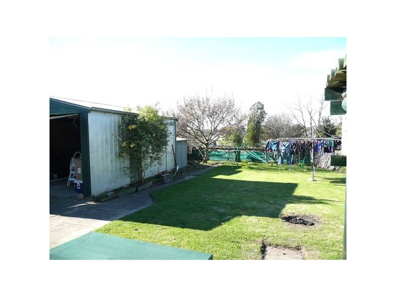 24 Hyde Park Road, Traralgon VIC 3844