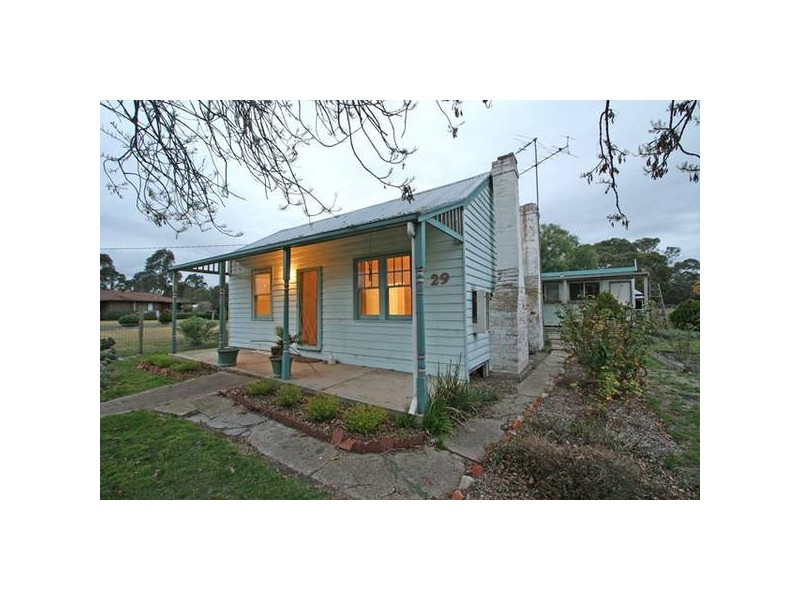 29 King Street, Toongabbie VIC 3856