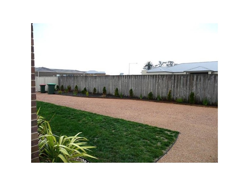 11 Riverslea Boulevard, Traralgon VIC 3844
