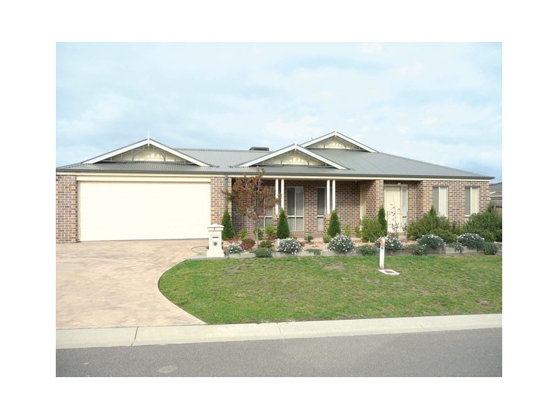 8 Avon Close, Traralgon VIC 3844