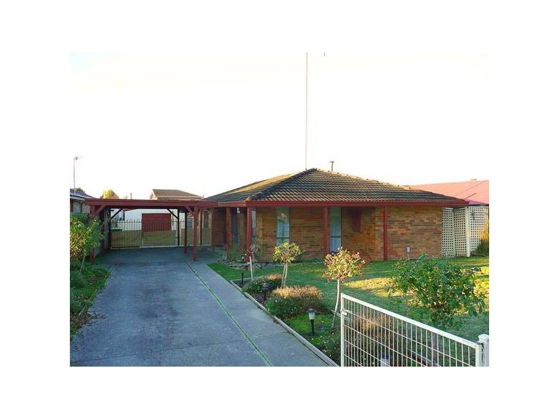 6 Sunset Place, Traralgon VIC 3844