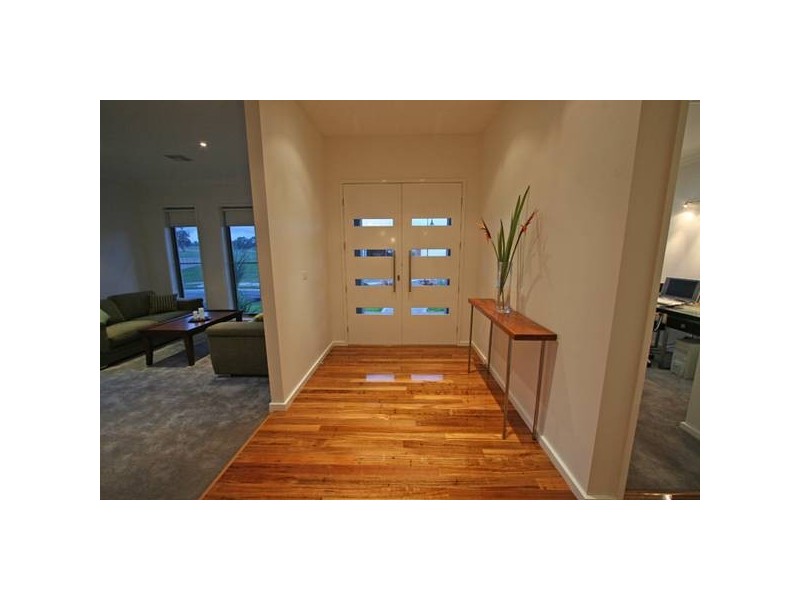 1 Ernest Court, Traralgon VIC 3844