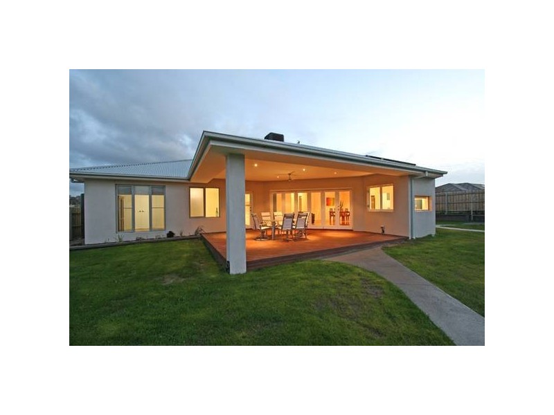 1 Ernest Court, Traralgon VIC 3844