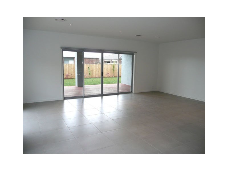 16 Hawksburn Road, Traralgon VIC 3844