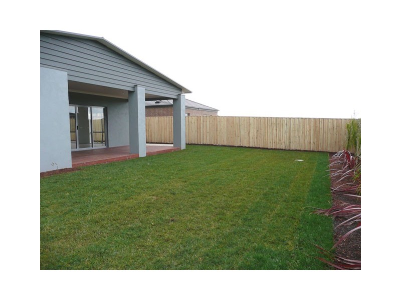 16 Hawksburn Road, Traralgon VIC 3844