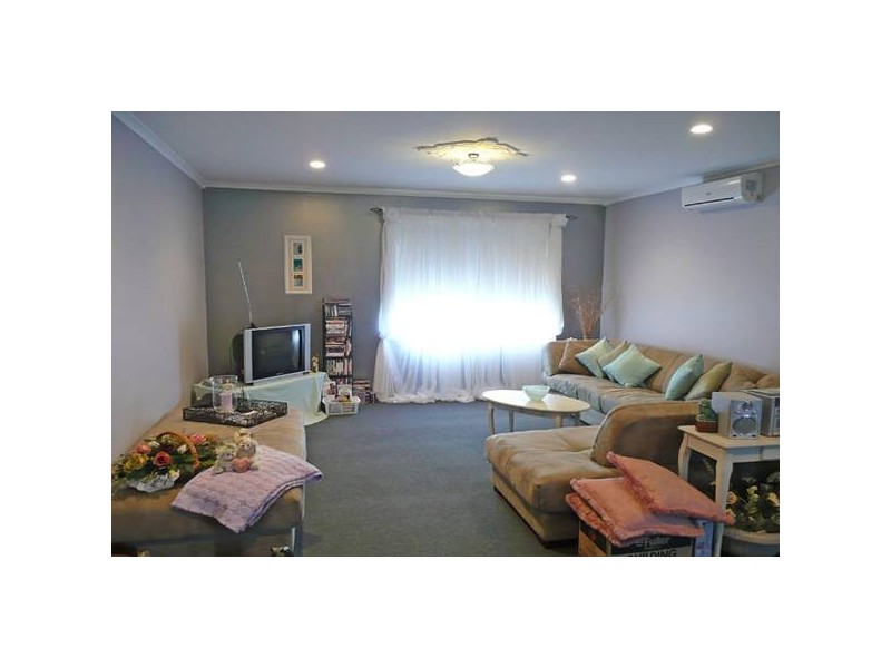 28 Crinigan Road, Morwell VIC 3840