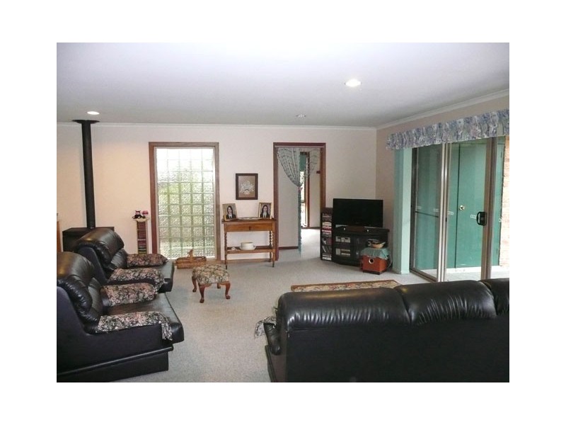 11 Ryeburn Close, Traralgon VIC 3844