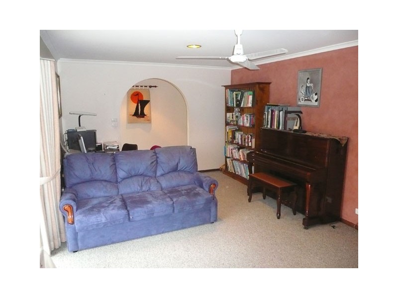 11 Ryeburn Close, Traralgon VIC 3844