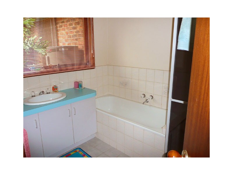 11 Ryeburn Close, Traralgon VIC 3844