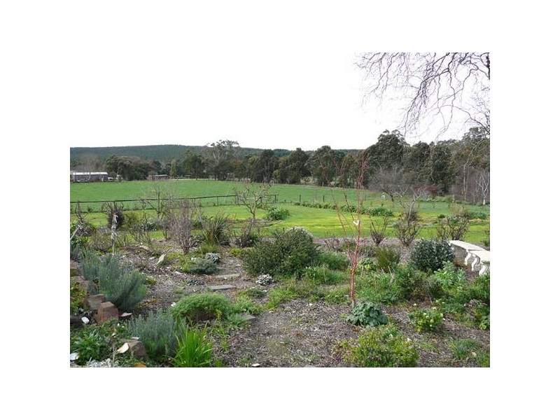 21 Sheridan Court, Hazelwood North VIC 3840