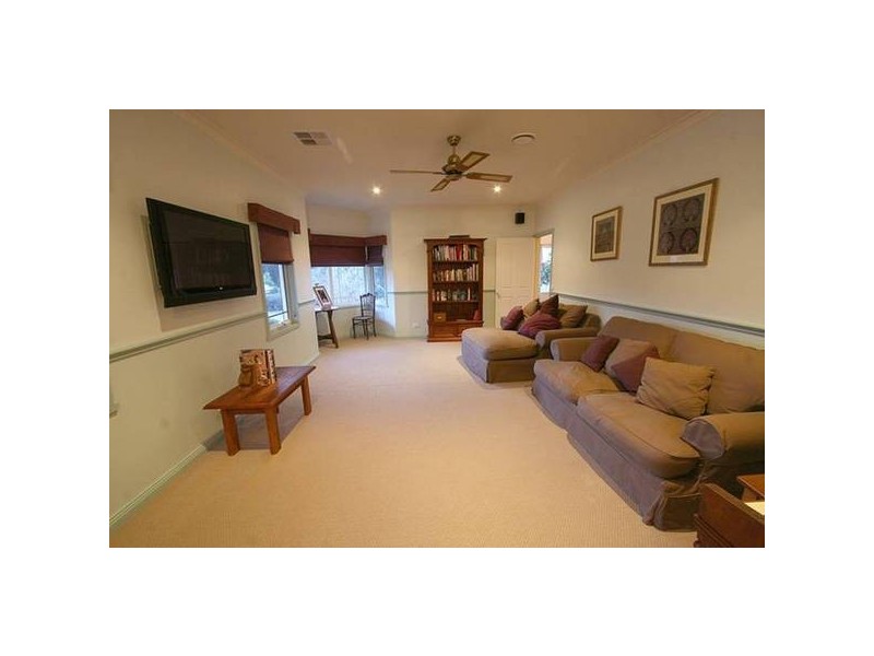 14 Chester Court, Traralgon South VIC 3844