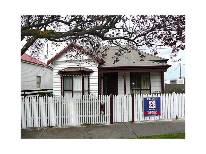 15 Queens Parade, Traralgon VIC 3844