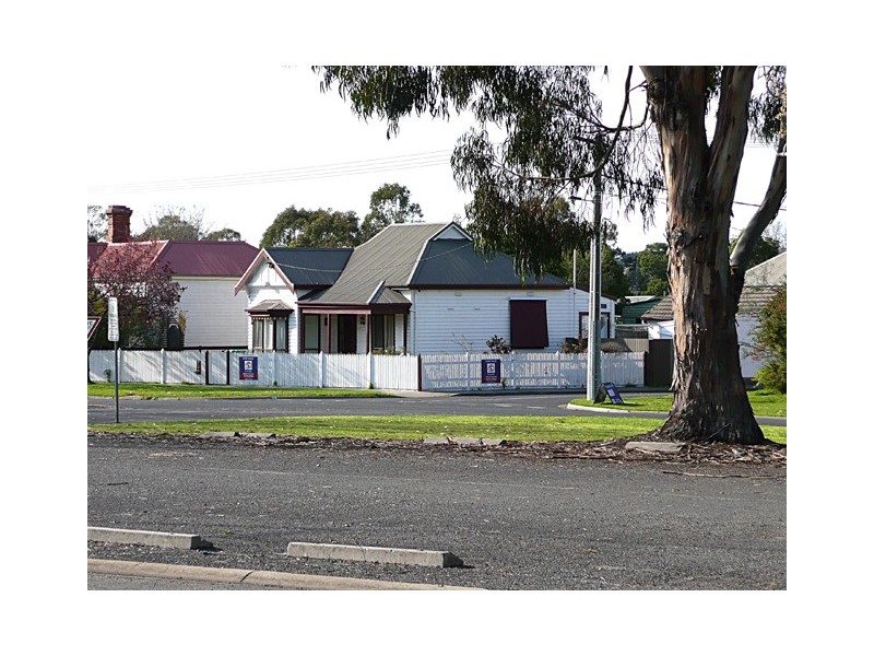 15 Queens Parade, Traralgon VIC 3844