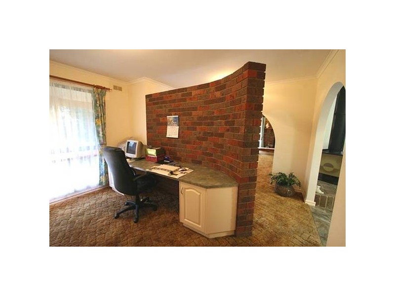 10 Black Tank Road, Glengarry VIC 3854