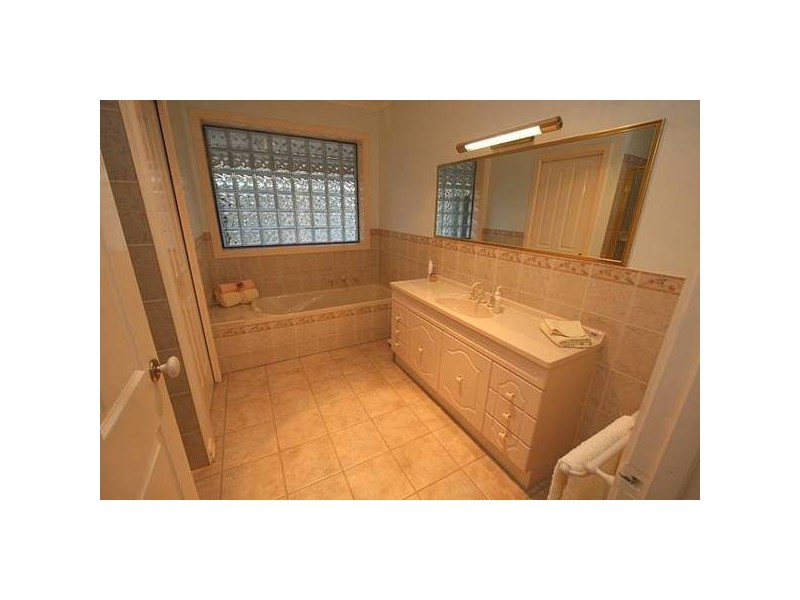 10 Black Tank Road, Glengarry VIC 3854