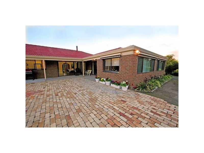 10 Black Tank Road, Glengarry VIC 3854