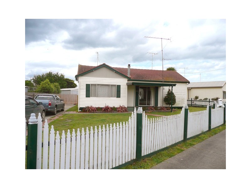 13 Hicks Court, Traralgon VIC 3844