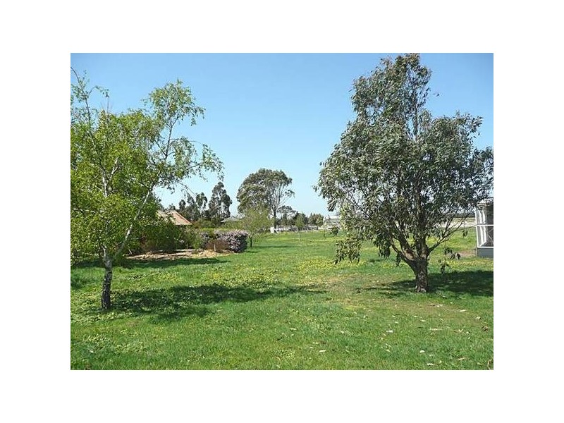 19-21 Cobham Court, Glengarry VIC 3854