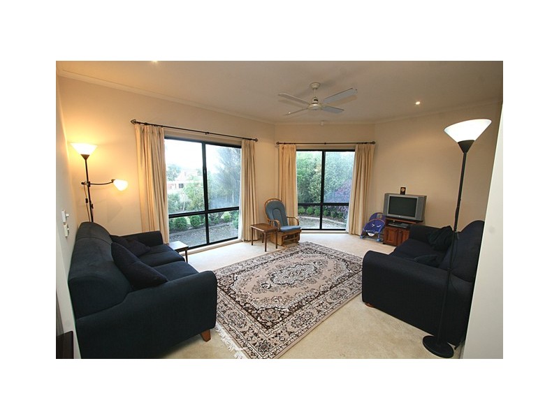 45 Ellavale Drive, Traralgon VIC 3844