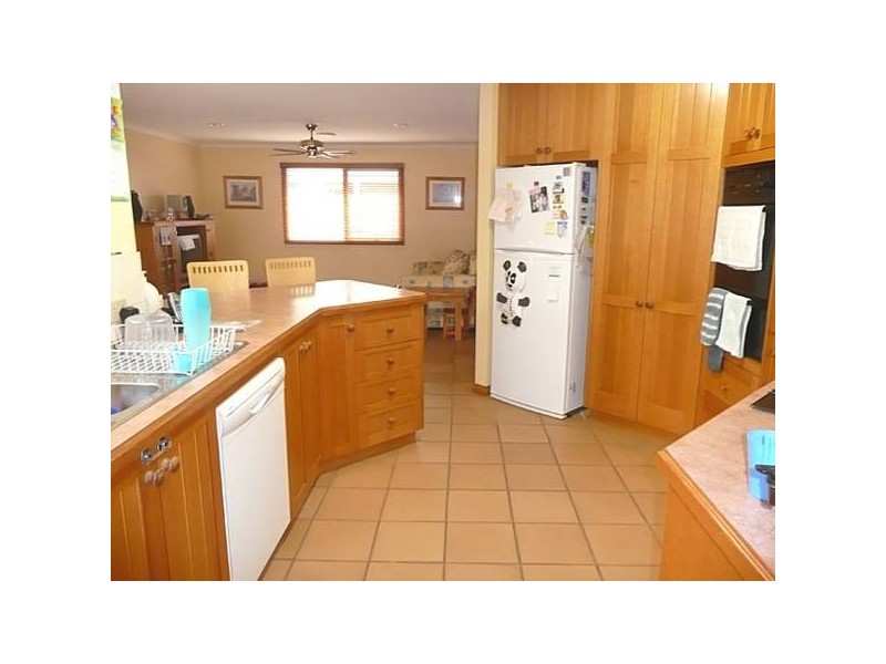11 Chester Close, Traralgon VIC 3844