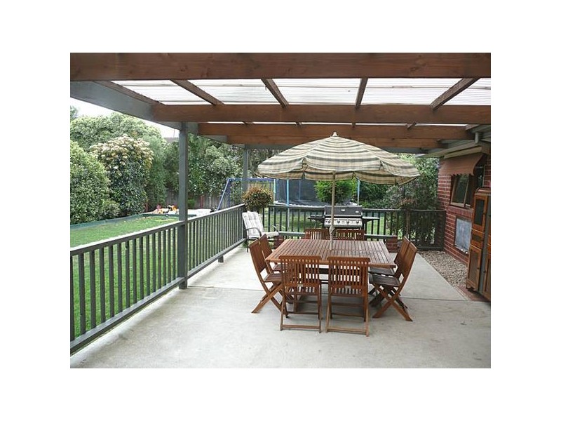 11 Chester Close, Traralgon VIC 3844