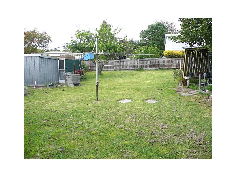 12 Wells Street, Morwell VIC 3840