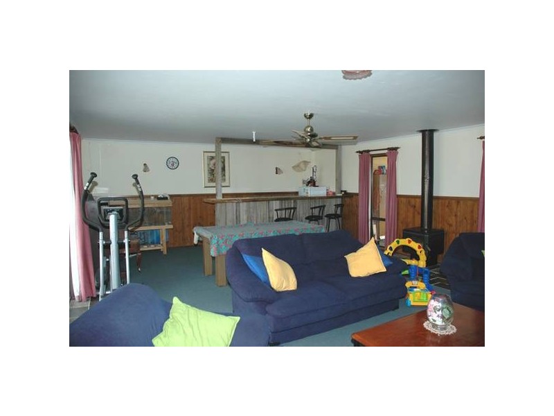 70 BOOLA VIEWS ROAD, Tyers VIC 3844