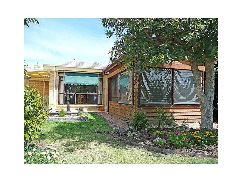 12 Heather Grove, Traralgon VIC 3844