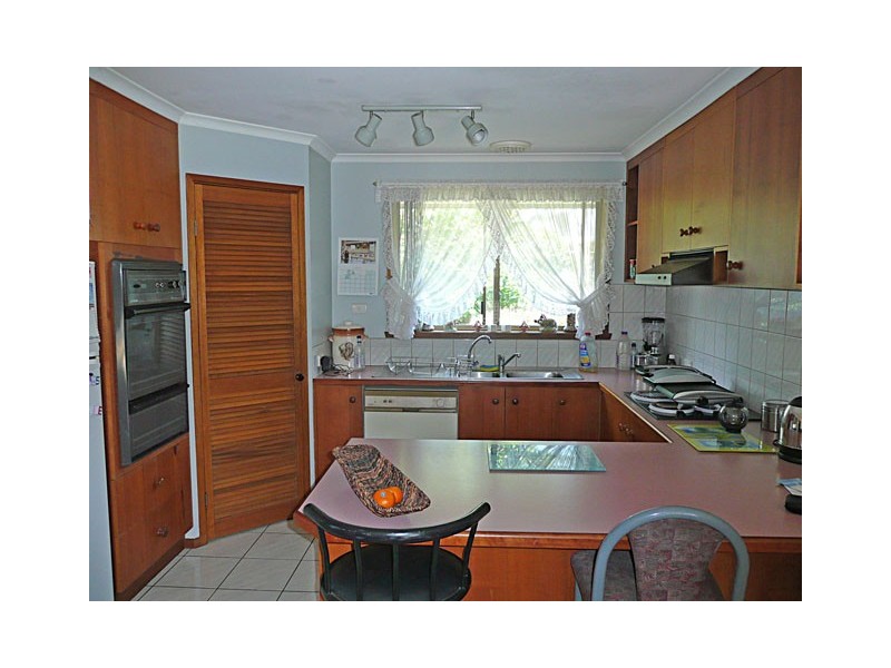 19 Rhodes Court, Glengarry VIC 3854