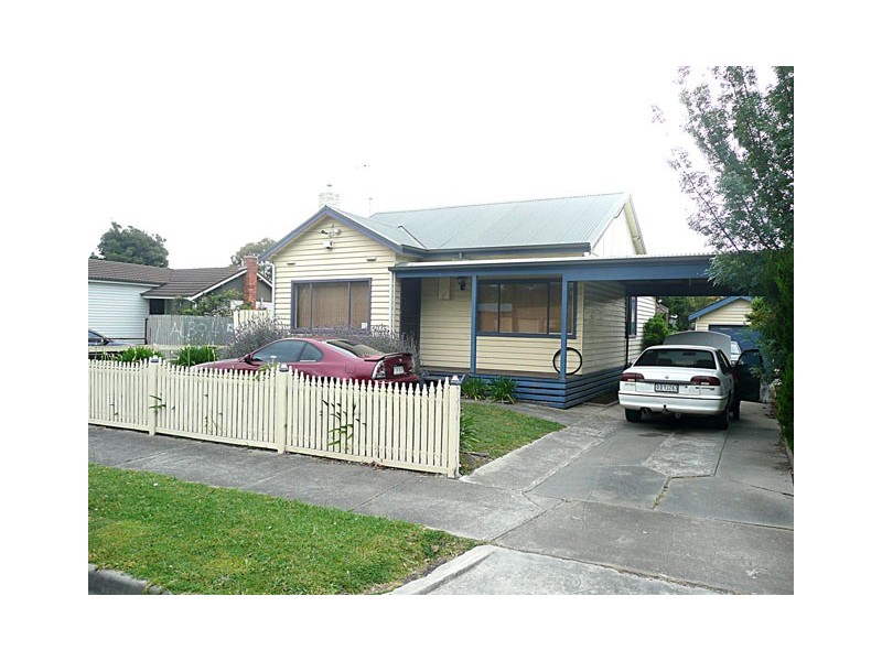 27 Gillies Crescent, Traralgon VIC 3844