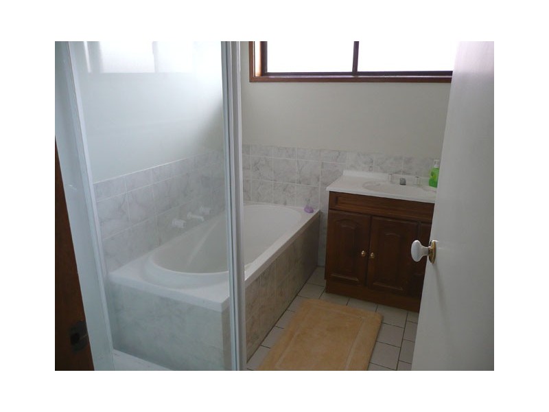 34 Strathcole Drive, Traralgon VIC 3844