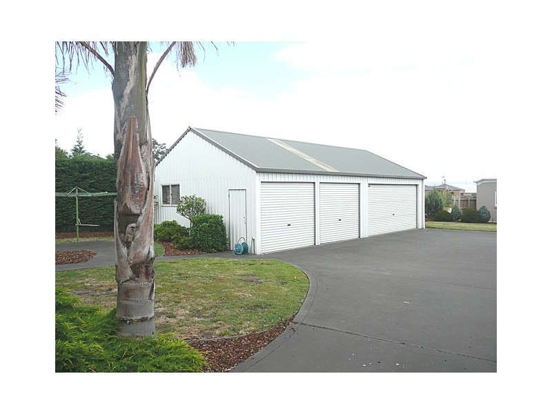 19 Bushfield Court, Traralgon VIC 3844