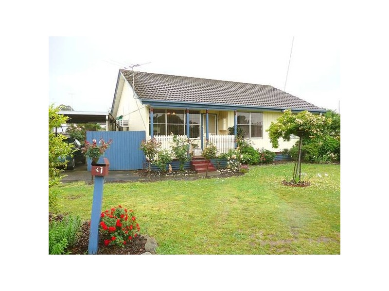 31 Churchill Road, Morwell VIC 3840