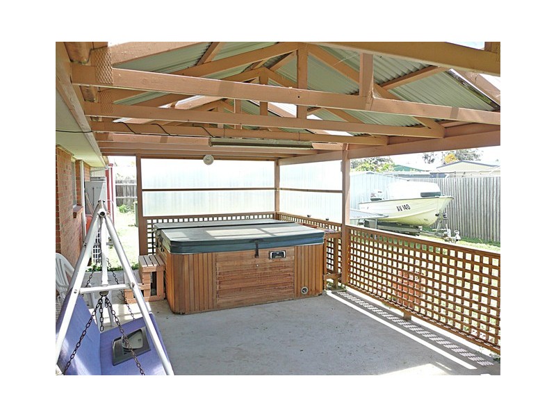 12 Kyne Street, Glengarry VIC 3854
