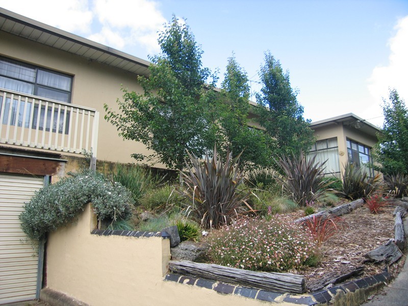 16 Sutton Street, Warragul VIC 3820