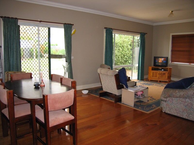 16 Sutton Street, Warragul VIC 3820