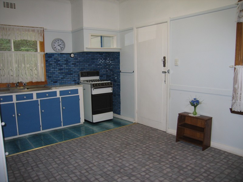 12 Centre Avenue, Warragul VIC 3820