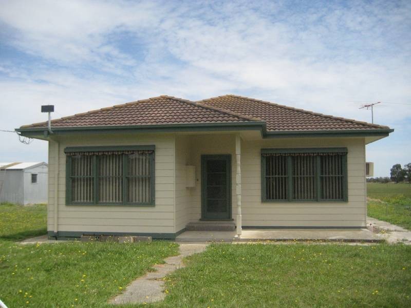 100 Old Drouin Road, Longwarry VIC 3816